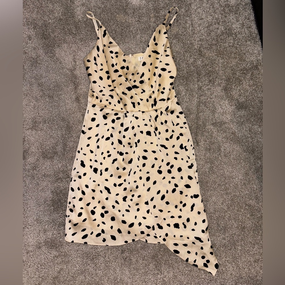Cream&Black Dress